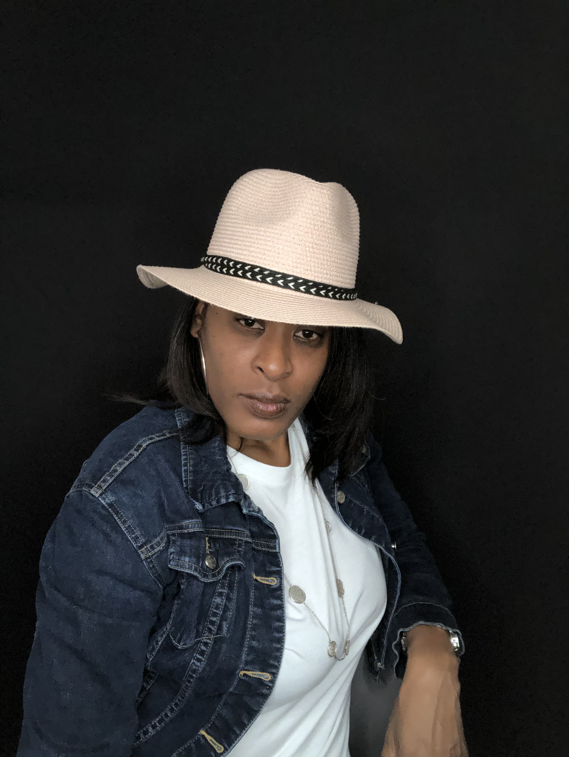 F6A7358A-0D05-4749-A867-54A5E2DCC0F3