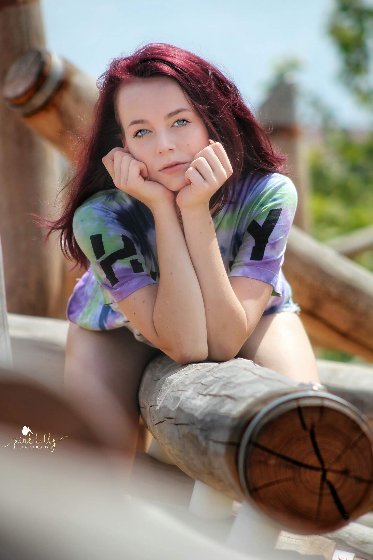 6511D670-DC95-47C2-B404-899A71D78950